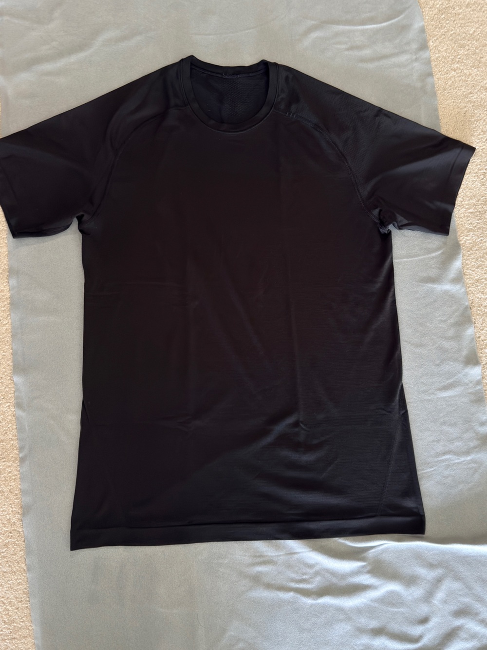 Metal Vent Short Sleeve
